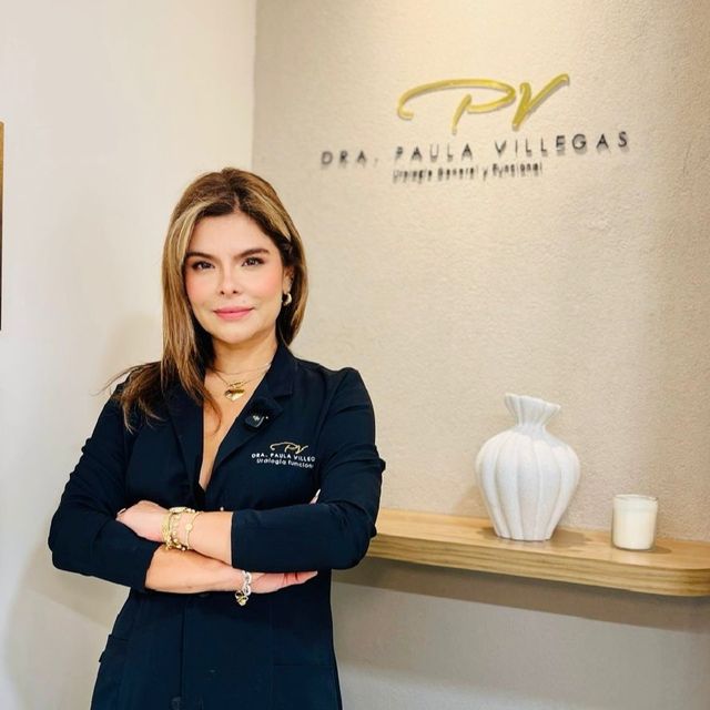 Paula Andrea Villegas Duque, Urólogo Medellín