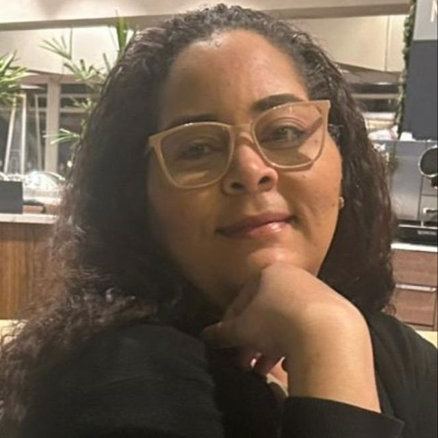 Angela Fernandes, Psicólogo Salvador