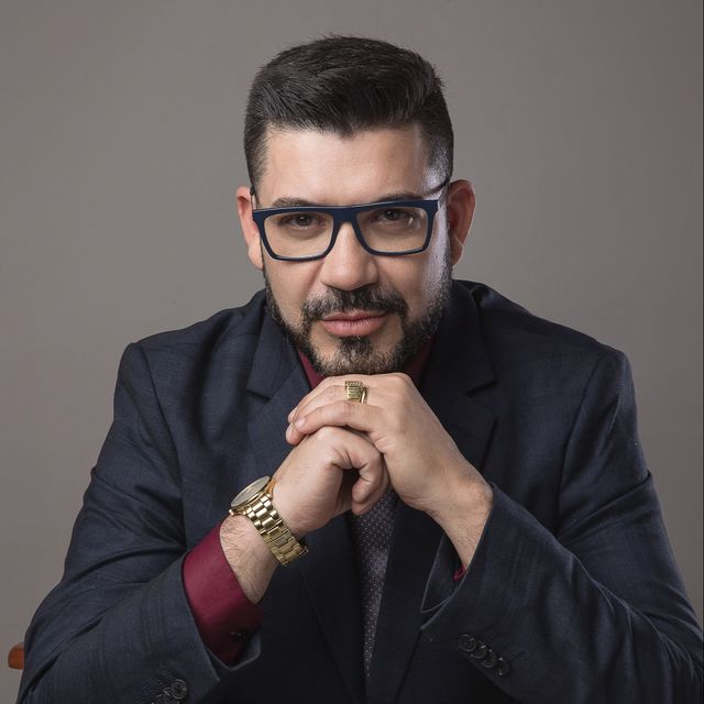 Alexandre de Sousa Santos , Dentista Rio de Janeiro