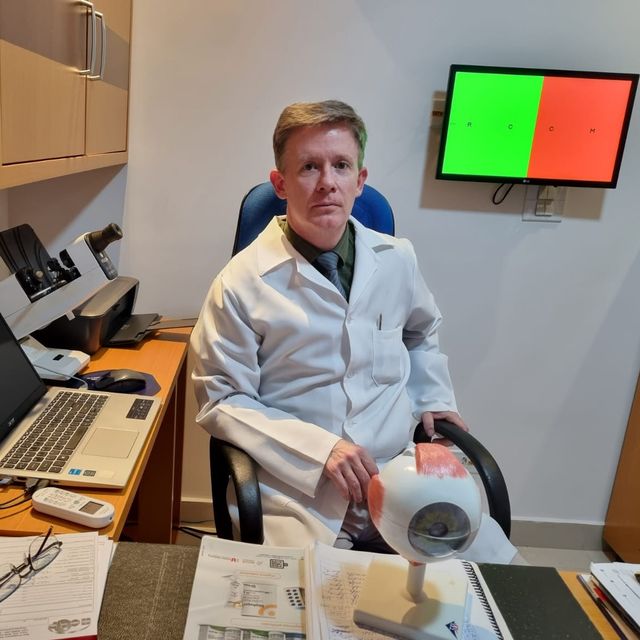 Marcus Rudolph Malaguido , Oftalmologista Apucarana