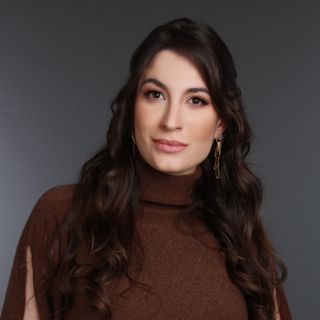 Ampliar imagem: Paula Assed Estefan Mósso , Dermatologista Campos Dos Goytacazes