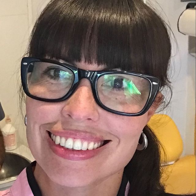 Maria Jose Roa, Odontólogo La Plata