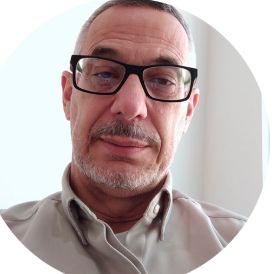 Edson Queiroz, Psicólogo Niterói