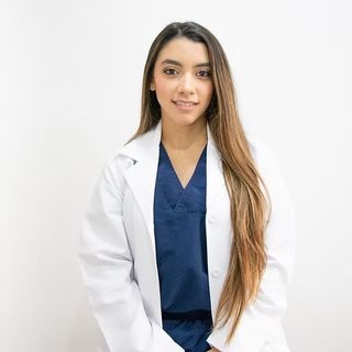Acercar imagen: Juliana Londoño Castillo, Gastroenterólogo Medellín
