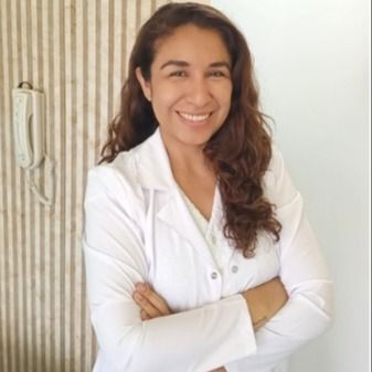 Stefany Neciosup, Médico general Surco