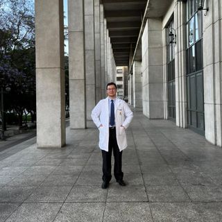 Dr. Mauricio  Aguilera Lopez