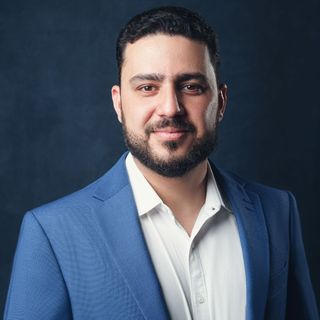 Dr. Paul Lynne Alves Oliveira