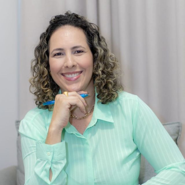 Fabíola Slaviero   Tiecher , Psicólogo Sorriso