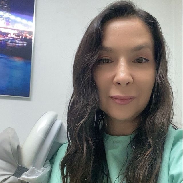 Maria Paz  Biel Morales , Dentista Concepción