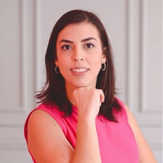 Ampliar imagem: Janaira Clara Godeia Ribeiro, Psiquiatra João Pessoa