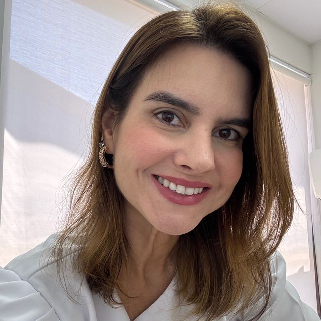 Egle Bastos Targino Puppim, Médico clínico geral Vila Velha