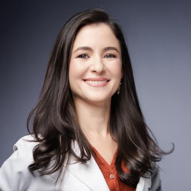 Andreia Queiroz Neiva Alves, Nefrologista Brasília