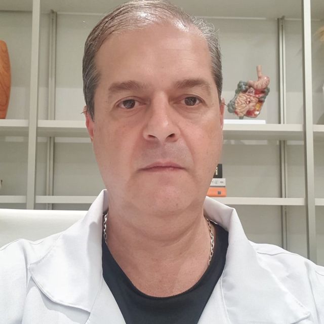 Marcio Domingos Batista, Endoscopista Curitiba