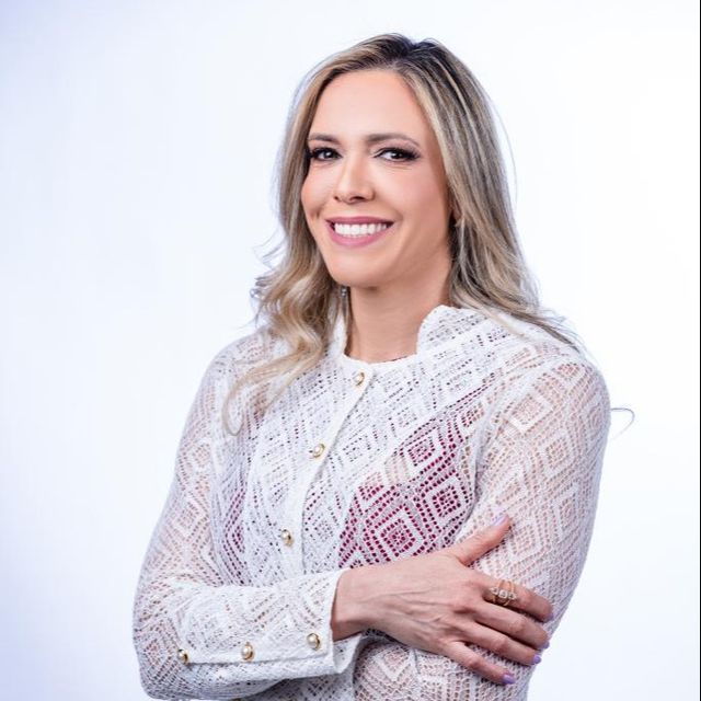 Ana Claudia Nogueira Ramos , Otorrino Salvador