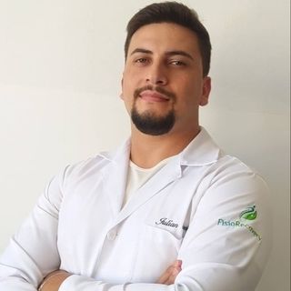 Julian Coelho de Souza , Quiropraxista Curitiba