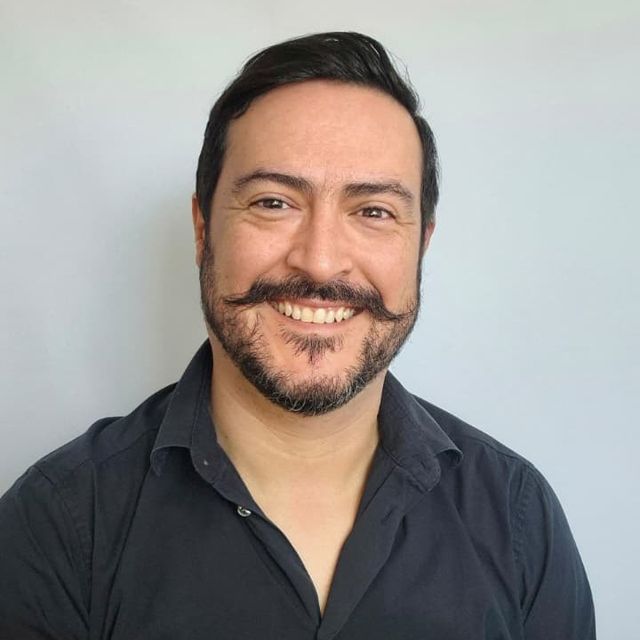 Sebastián  Morales Pinaud, Psicólogo Santiago