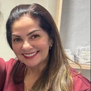 Mara Lucia Sturzeneker, Ginecologista Marataízes