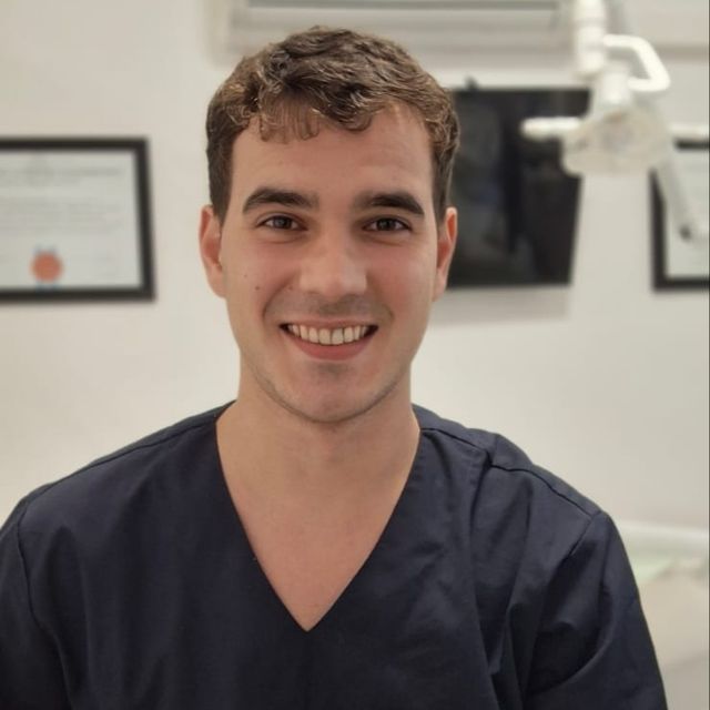 Francisco Duarte, Odontólogo Reconquista