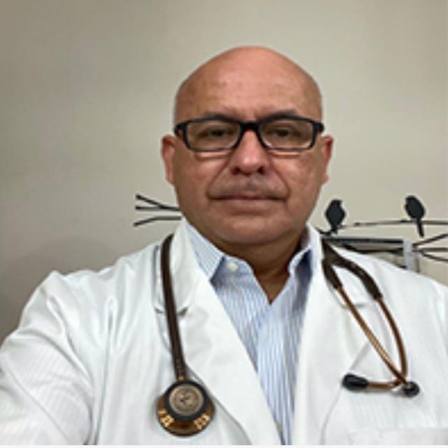 Xavier Mendoza Cedeño, Médico general Quillota