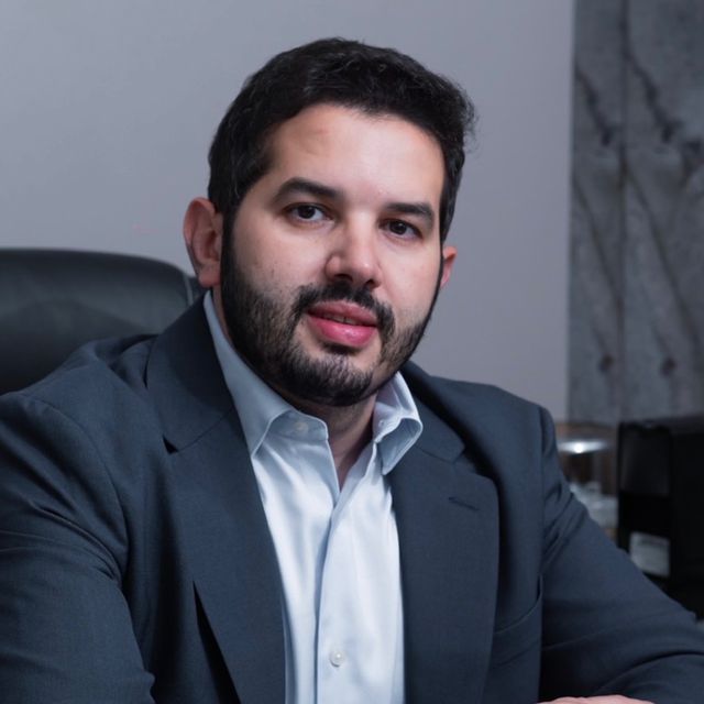 Jose Eduardo  Dias Moreira , Urologista Cáceres