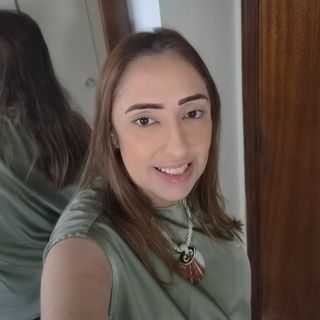 Juliana  Teixeira, Especialista em Clínica Médica Guarujá