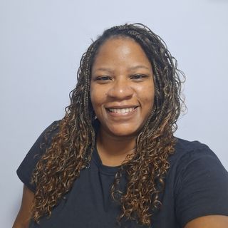  Valesca Caetano Ceccatto