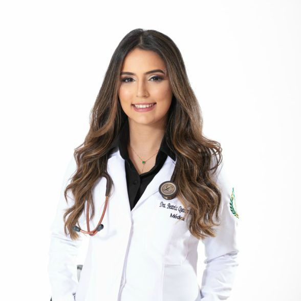 Beatriz Queiroga Victor, Oftalmologista Praia Grande