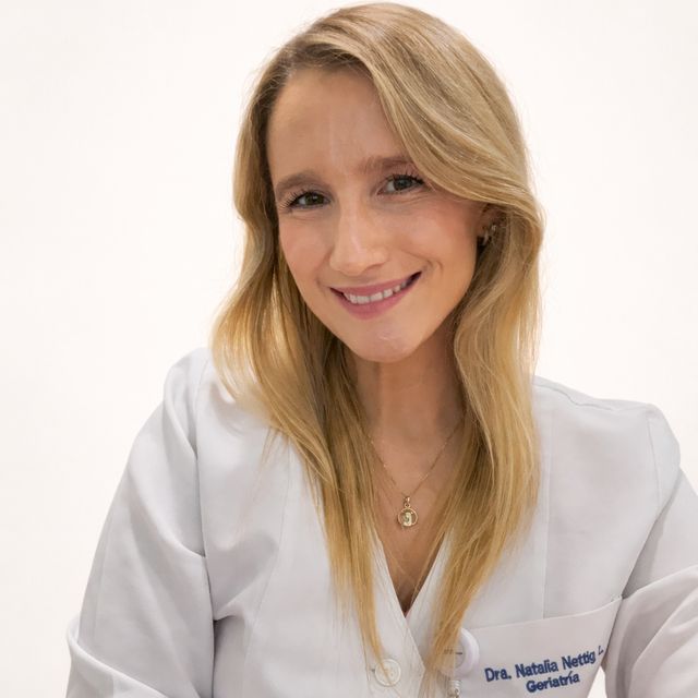 Natalia Paz Nettig López, Médico general Las Condes