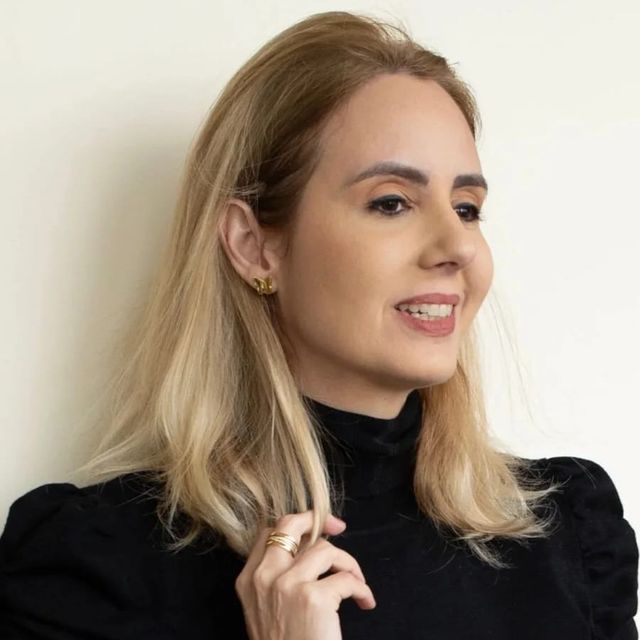 Claudia Coroneos, Terapeuta complementar Rio de Janeiro