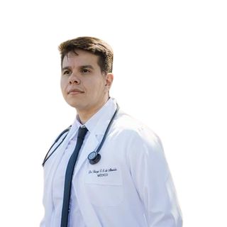 Ampliar imagem: Thiago Tadeu Santos de Almeida, Médico clínico geral Curitiba