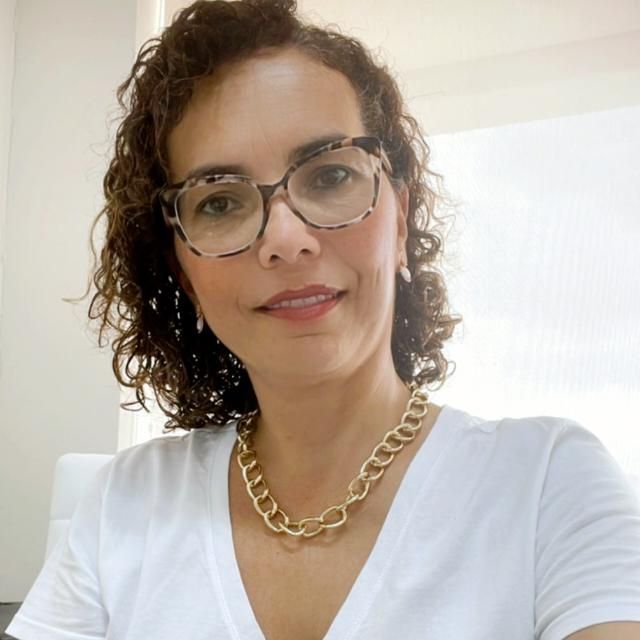 Vanessa Oliveira, Psicopedagogo Mogi das Cruzes