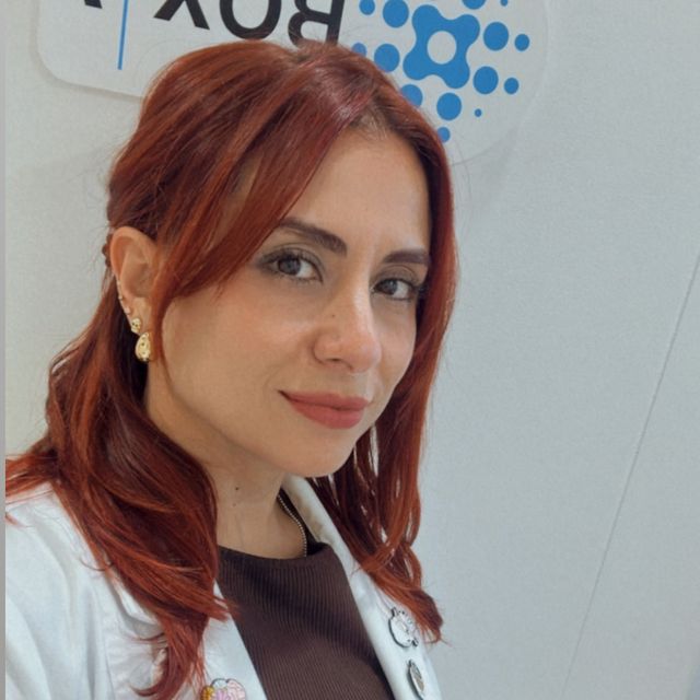 Santina Isabel  Abreu Coronado, Internista Talca