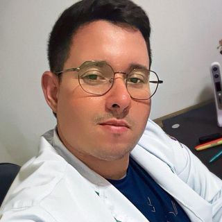 Dr. Hamilton Macedo