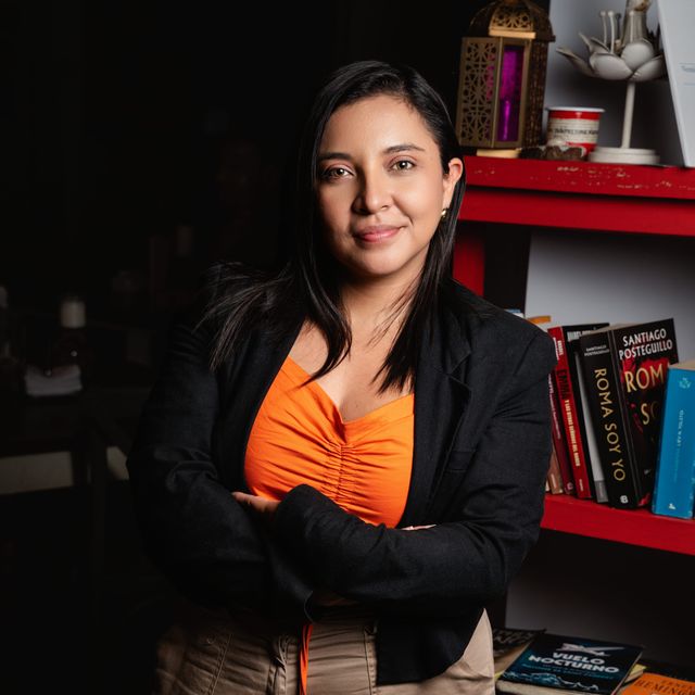 Juliana Andrea Moncayo Meneses, Psicólogo Cali