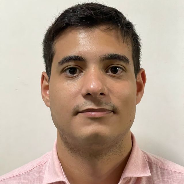 Pedro  Schmidt dos Reis Matos Figueiredo, Neurologista Niterói