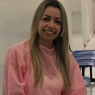 Ampliar imagem: Daniele Leite, Médico clínico geral Rio de Janeiro