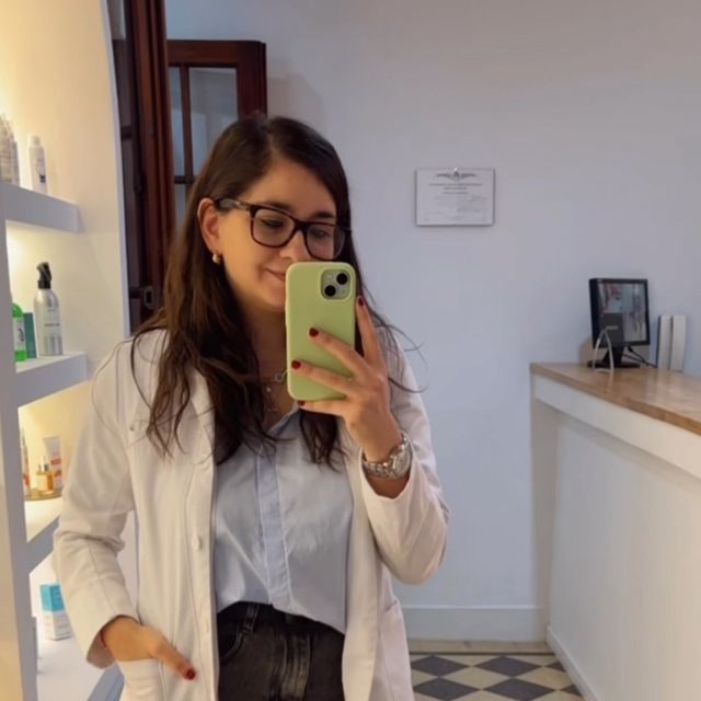 Carolina Stanco , Médico general y familiar Lanús Oeste