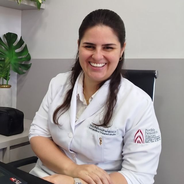 Raíssa Parubocz, Ortopedista - Traumatologista Curitiba