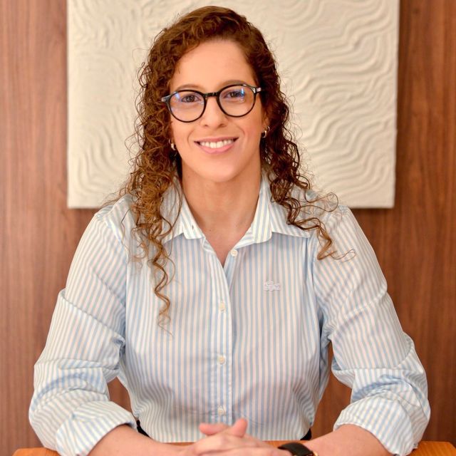 Nathalia Siqueira Julio, Cirurgião do aparelho digestivo São José