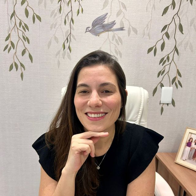 Daniela Carvalho Vasconcellos, Pediatra Belo Horizonte