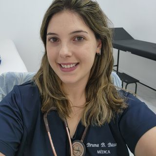 Ampliar imagem: Bruna Bervian Basso, Médico clínico geral Caxias Do Sul