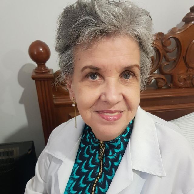 Vera Lucia Oliveira, Otorrino Porto Alegre