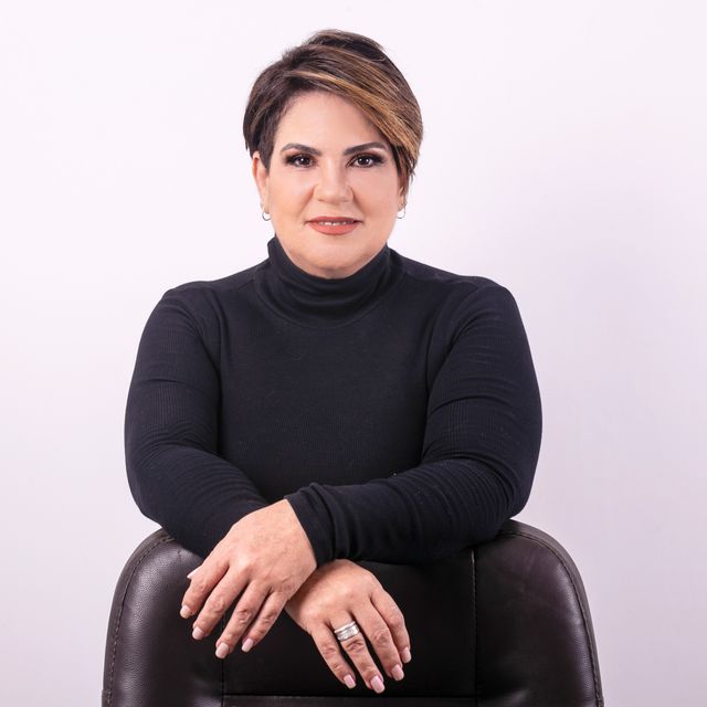 Lívia Fialho Drummond, Psicólogo Salvador