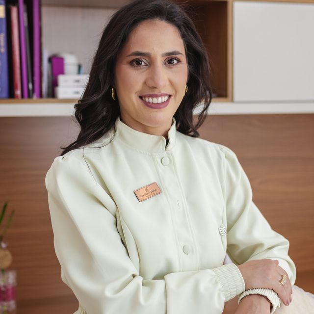 Beatriz Simões, Dentista São José dos Campos