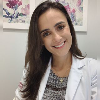 Carolina Martins de Faria Batista, Ginecologista Curitiba