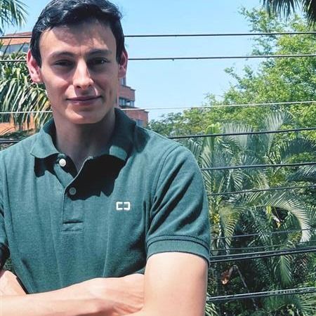 Daney Restrepo Media, Psicólogo Cali