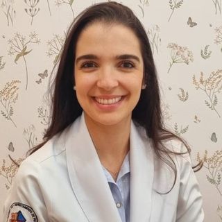 Maria Fernanda Oliveira Santos, Pediatra Uberaba