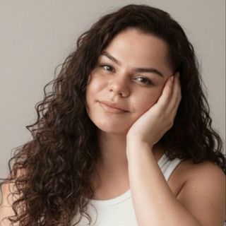 Ampliar imagem: Natalyn Jhully da Silva ., Dentista Curitiba