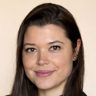 Dra. Bruna Müller Amorim