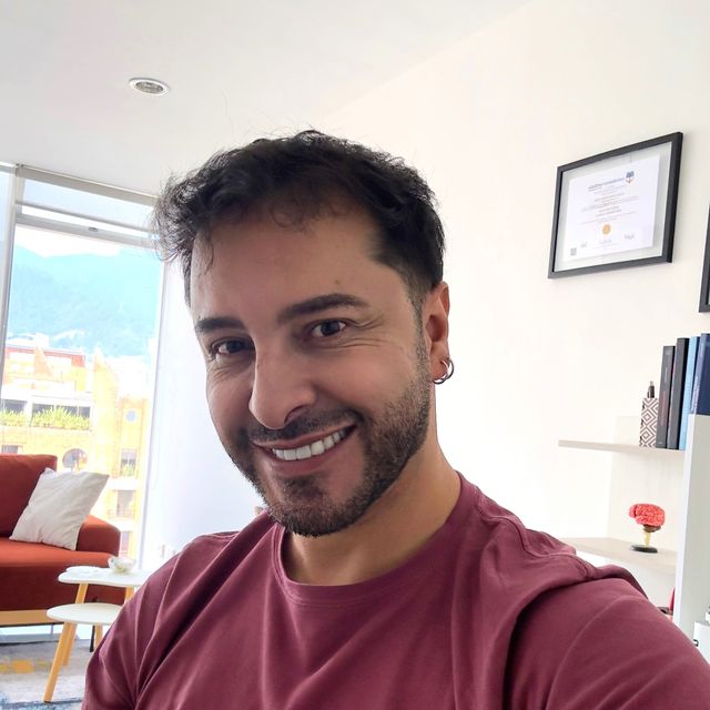 César Rojas Díaz, Psicólogo Bogotá